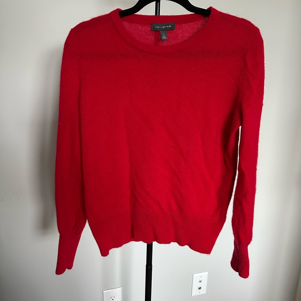 The Limited Women's Red Crew Neck Sweater
